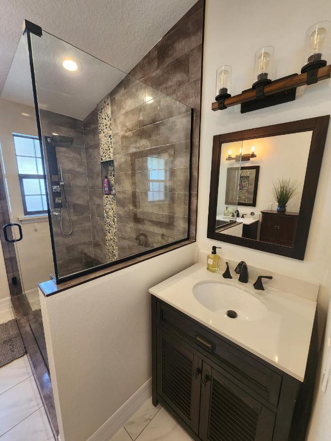 The Villa Orlando@College Park. Sleeps16 Exterior photo