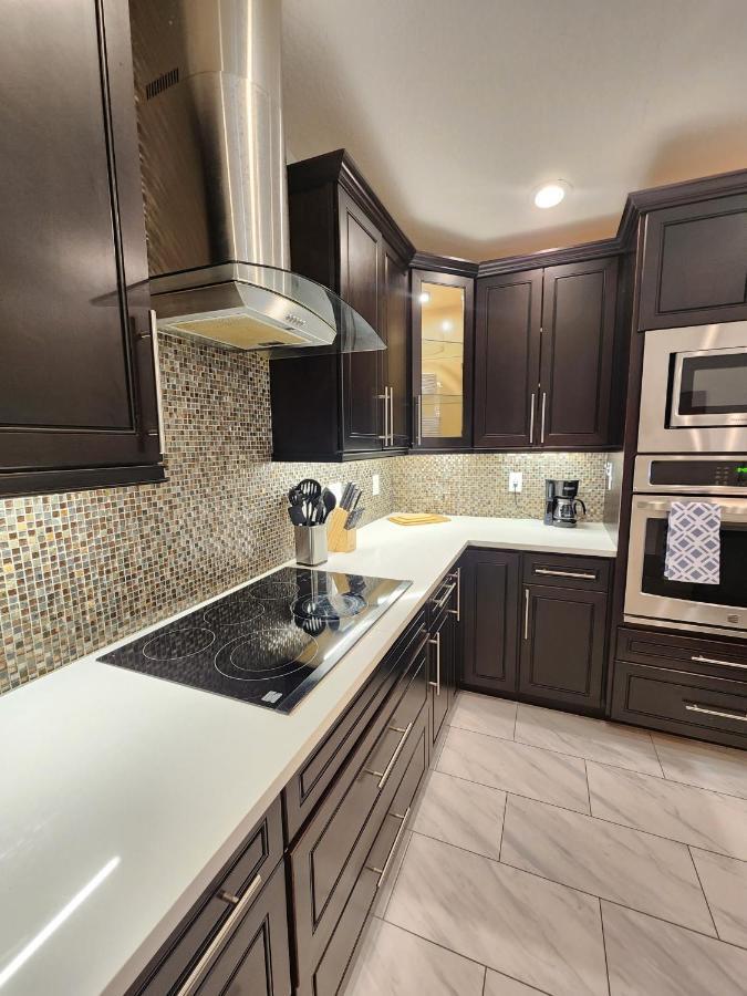The Villa Orlando@College Park. Sleeps16 Exterior photo