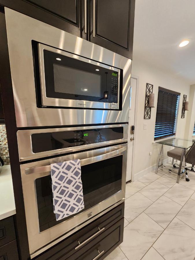 The Villa Orlando@College Park. Sleeps16 Exterior photo