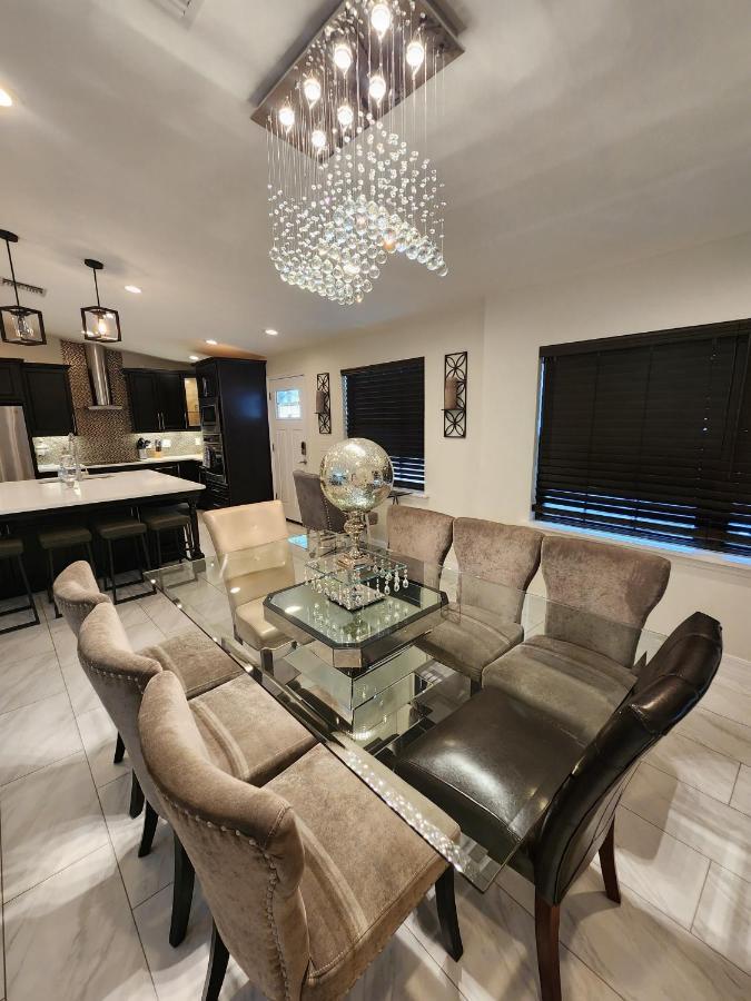 The Villa Orlando@College Park. Sleeps16 Exterior photo