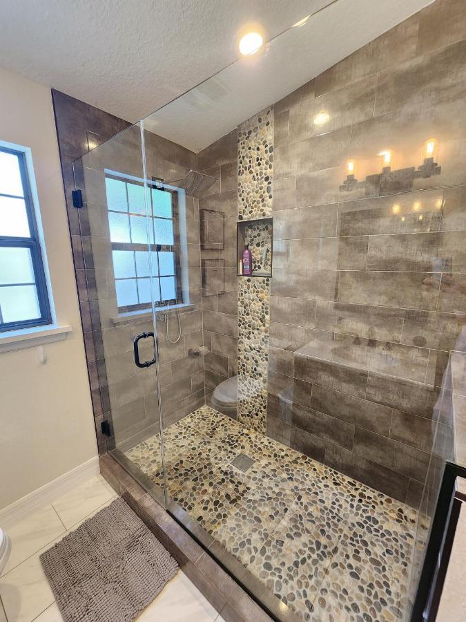 The Villa Orlando@College Park. Sleeps16 Exterior photo