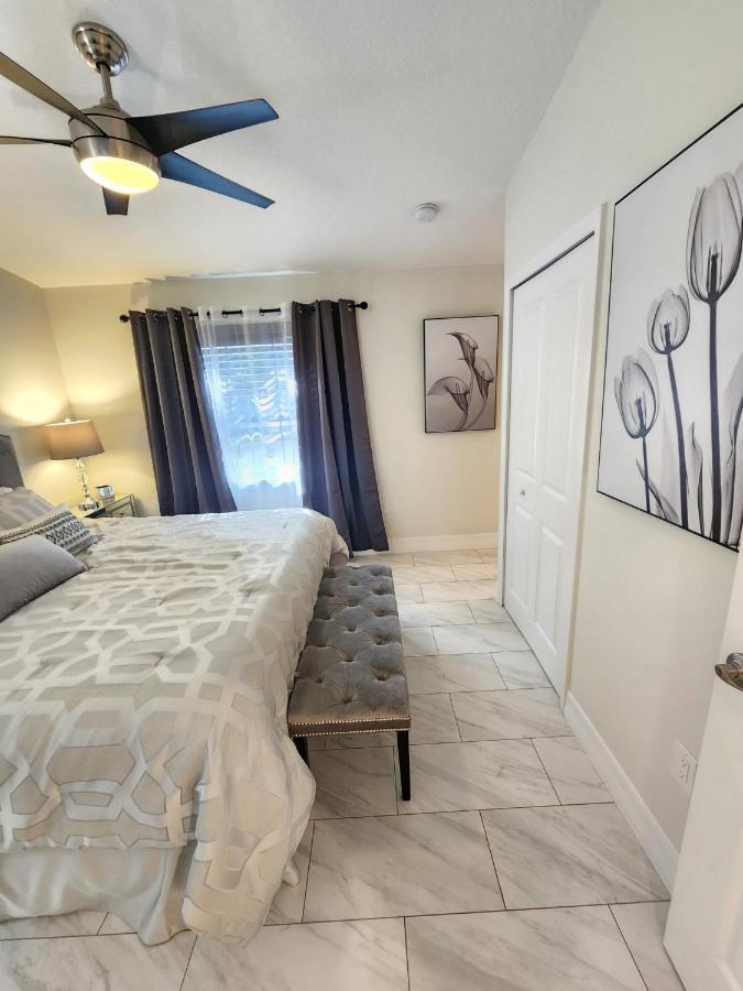 The Villa Orlando@College Park. Sleeps16 Exterior photo